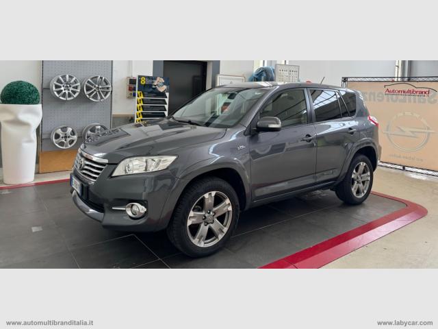 Toyota rav4 crossover 2.2 d-cat a/t 150cv exec.