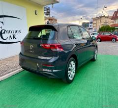 Auto - Volkswagen golf 1.0 etsi evo dsg life