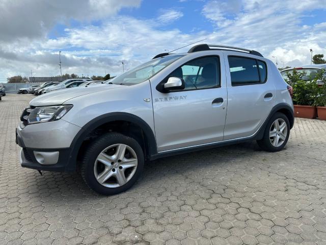 Auto - Dacia sandero stepway 1.5 dci 8v 90 cv s&s pr.