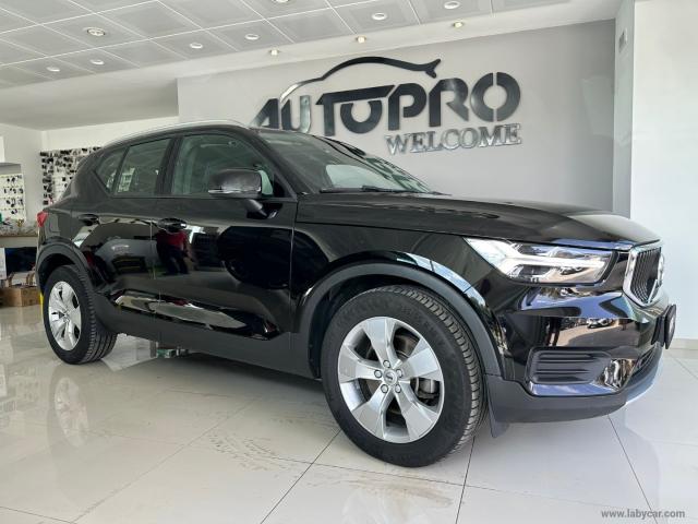 Auto - Volvo xc40 d3 awd geartronic momentum