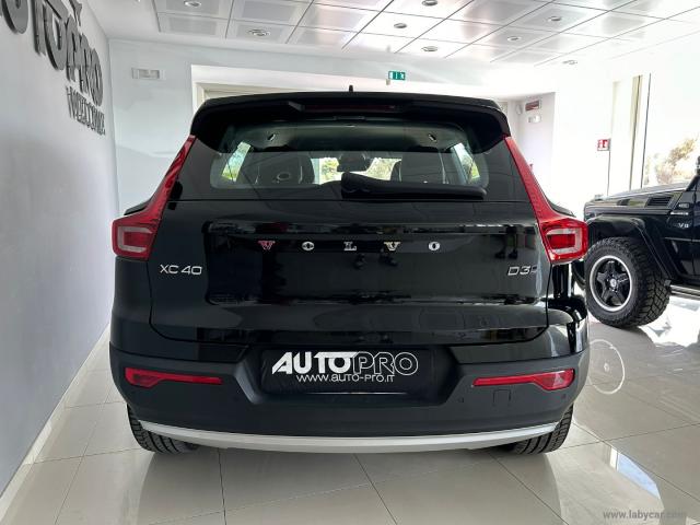 Auto - Volvo xc40 d3 awd geartronic momentum