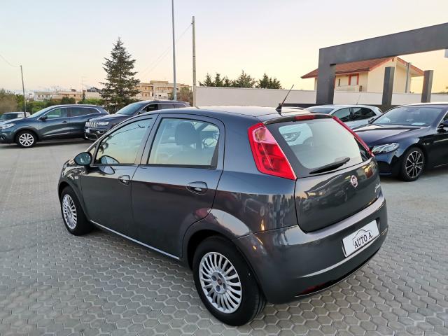 Auto - Fiat grande punto 1.3 mjt 75 cv 5p. dynamic