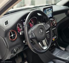 Auto - Mercedes-benz gla 200 d automatic premium