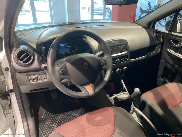 Auto - Renault clio 1.5 diesel