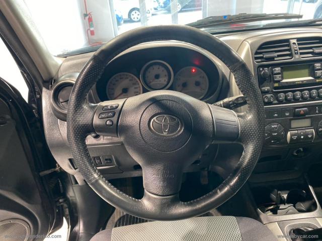 Auto - Toyota rav4 2.0 diesel