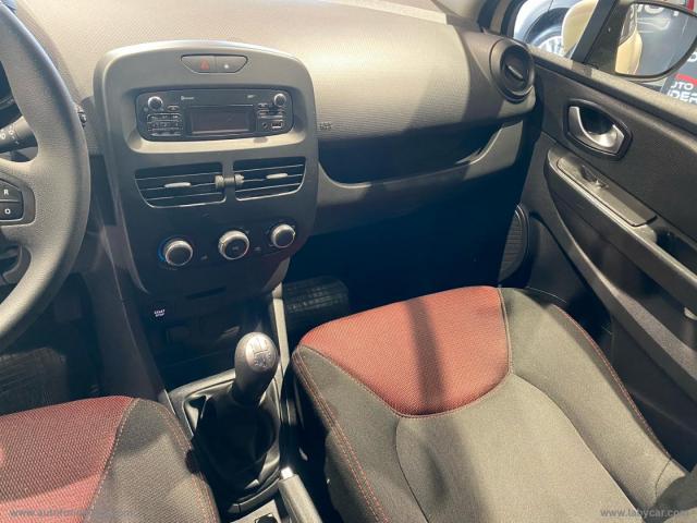 Auto - Renault clio 1.5 diesel