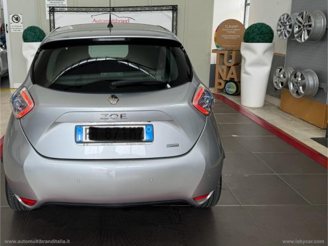 Auto - Renault zoe intens r110