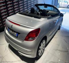 Auto - Peugeot 207 1.6 diesel cabrio