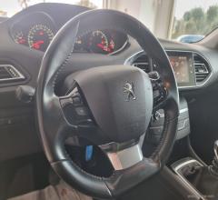 Auto - Peugeot 308 bluehdi 130 s&s business