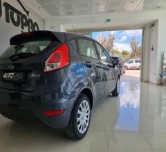 Auto - Ford fiesta 1.4 5p. bz.- gpl titanium