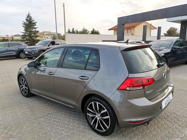 Auto - Volkswagen golf 1.6 tdi 110cv dsg 5p. executive bmt