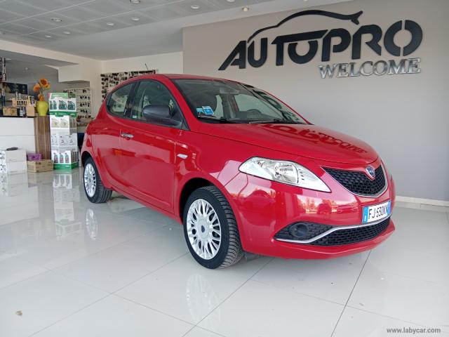 Auto - Lancia ypsilon 1.2 69 cv 5p. platinum