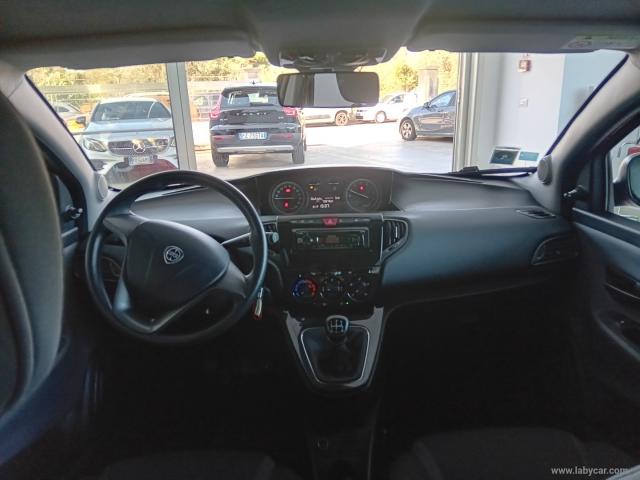 Auto - Lancia ypsilon 1.2 69 cv 5p. platinum