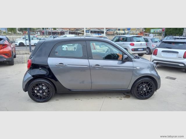 Auto - Smart forfour 70 1.0 passion