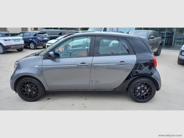 Auto - Smart forfour 70 1.0 passion