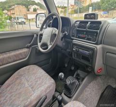 Auto - Suzuki jimny 1.3 4wd jlx