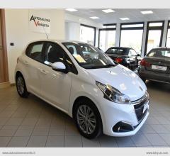 Auto - Peugeot 208 bluehdi 75 5p. allure