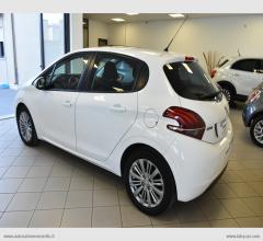 Auto - Peugeot 208 bluehdi 75 5p. allure