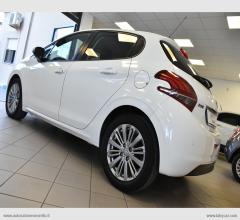 Auto - Peugeot 208 bluehdi 75 5p. allure