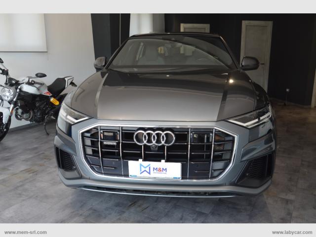 Audi q8 55 tfsi quattro tiptronic sport