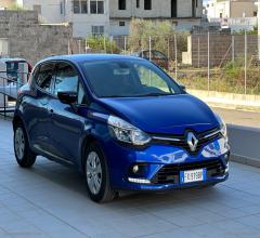 Auto - Renault clio tce 12v 75cv 5p. moschino zen