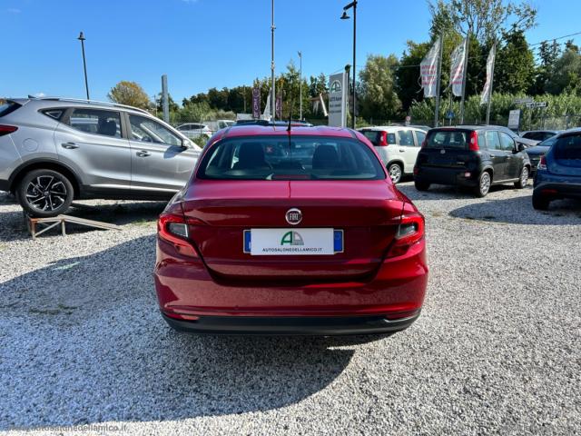 Auto - Fiat tipo 1.4 4p. pop