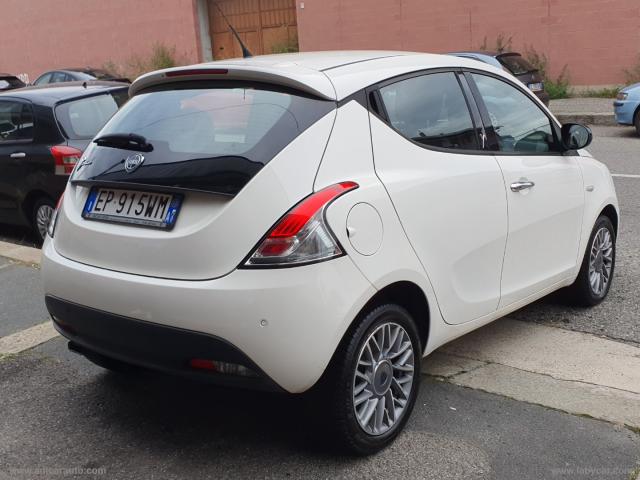 Auto - Lancia ypsilon 0.9 t.air 85 cv 5p. s&s