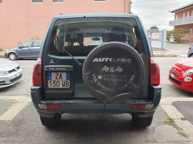 Auto - Mitsubishi pajero 2.5 tdi 3p.