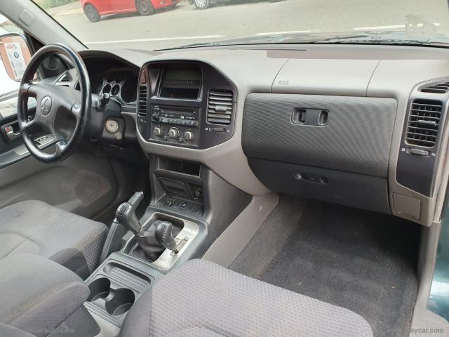 Auto - Mitsubishi pajero 2.5 tdi 3p.