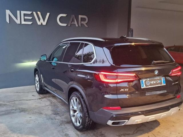 Auto - Bmw x5 xdrive25d xline