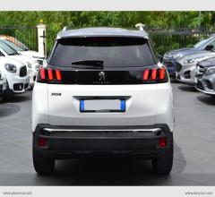 Auto - Peugeot 3008 bluehdi 130 s&s eat8 allure pack