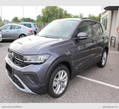 Auto - Volkswagen t-cross 1.0 tsi life