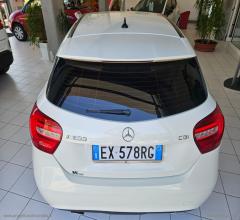 Auto - Mercedes-benz a 200 cdi premium