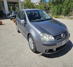 Auto - Volkswagen golf 1.9 tdi dpf 5p. united bluemotion