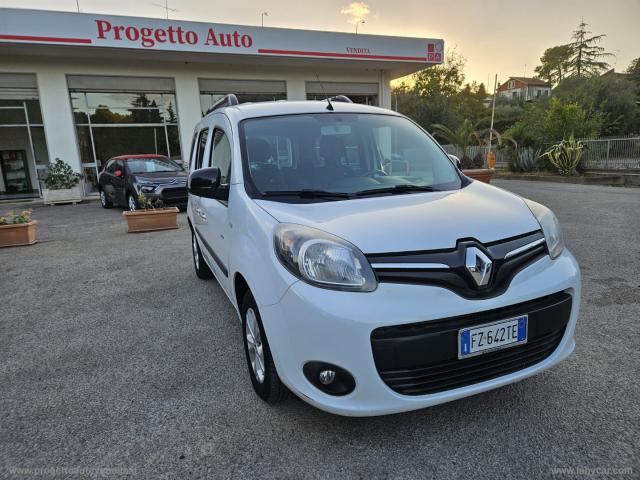 Renault kangoo blue dci 8v 95 cv 5p. life