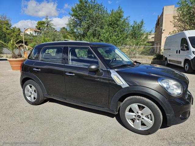 Auto - Mini mini one d business countryman