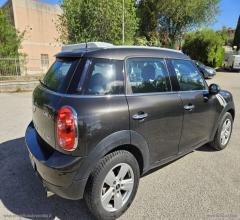 Auto - Mini mini one d business countryman