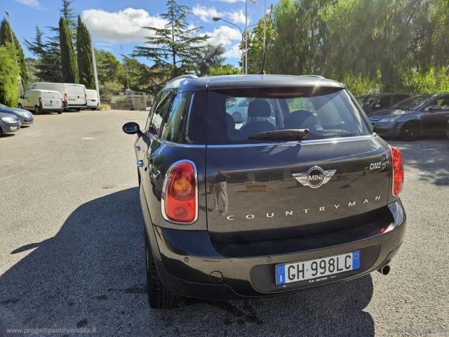 Auto - Mini mini one d business countryman