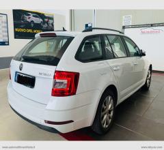 Auto - Skoda octavia 2.0 tdi scr 150 cv dsg executive