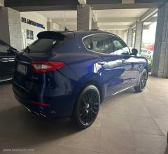 Auto - Maserati levante sq4 v6 430 cv awd modena ultima