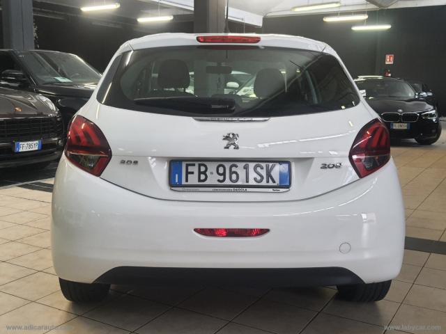 Auto - Peugeot 208 puretech 82 5p. access