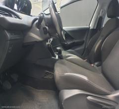 Auto - Peugeot 208 puretech 82 5p. access