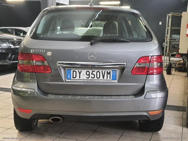 Auto - Mercedes-benz b 180 blueefficiency sport