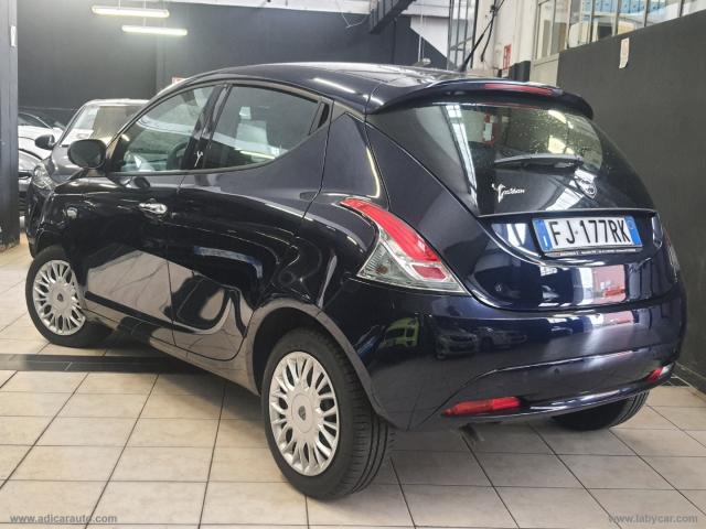 Auto - Lancia ypsilon 1.2 69 cv 5p.