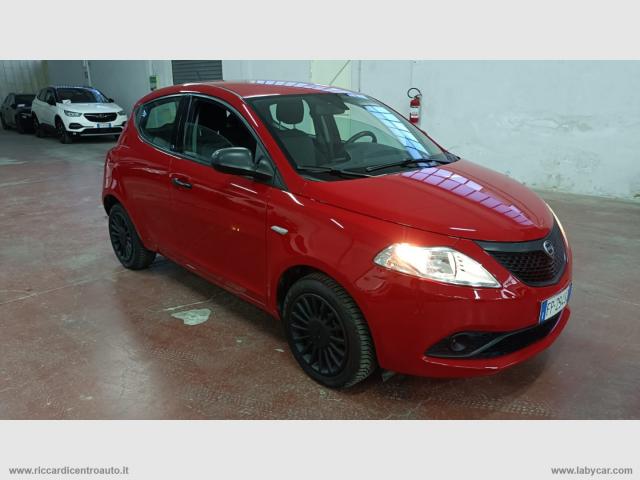 Auto - Lancia ypsilon 1.2 69 cv 5p. elefantino blu - km. 54.000