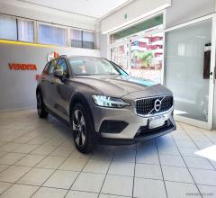 Volvo v60 cross country d4 awd geartr. business plus