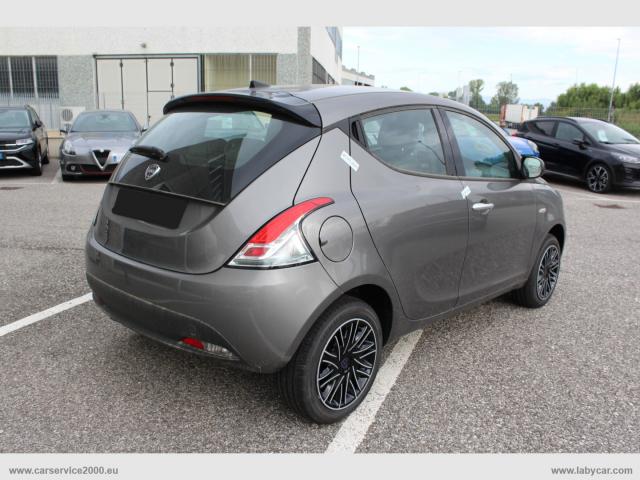 Auto - Lancia ypsilon 1.0 firefly 5p.s&s hyb. eco gold