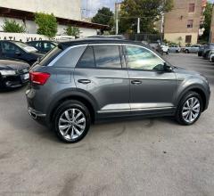 Auto - Volkswagen t-roc 1.0 tsi business bmt