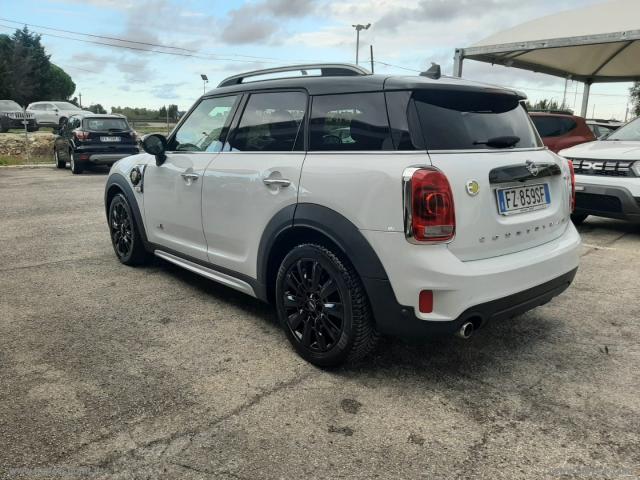 Auto - Mini mini cooper se countryman all4 aut.