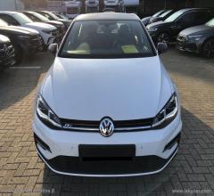 Auto - Volkswagen golf 2.0 tdi r-line